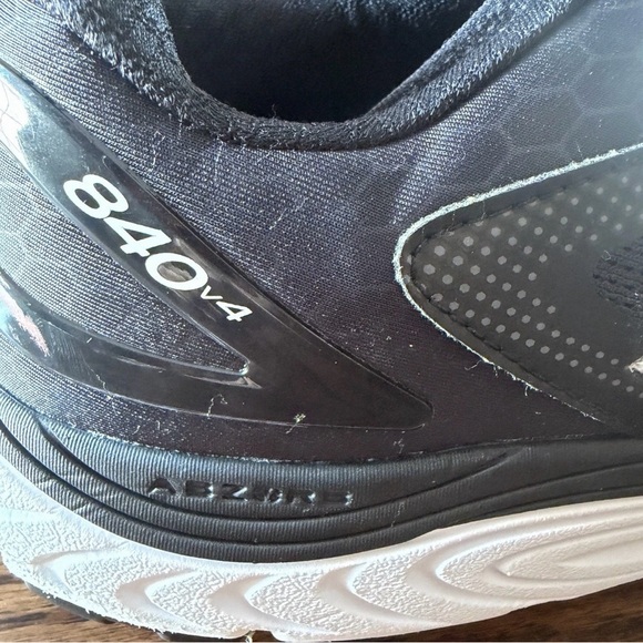 NEW BALANCE Men’s 840 V4 M840BK4 Running Shoes Size 13 - Picture 5 of 11